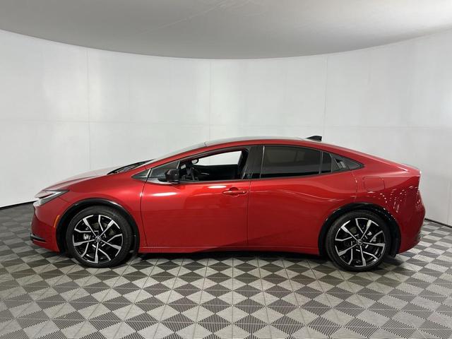 Photo of 2024 Supersonic Red Toyota Prius Prime