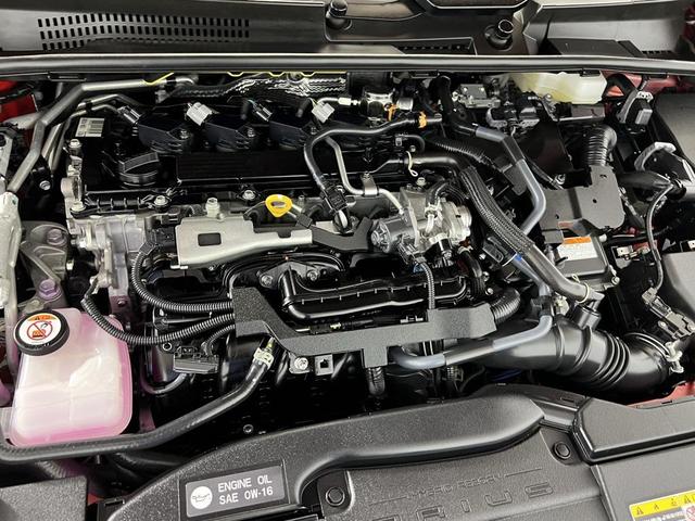 Photo of 2024 Supersonic Red Toyota Prius Prime