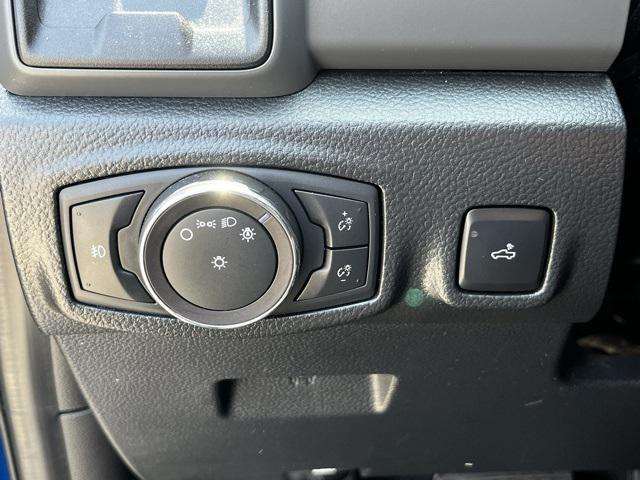Photo of 2019 Lightning Blue Metallic Ford Ranger