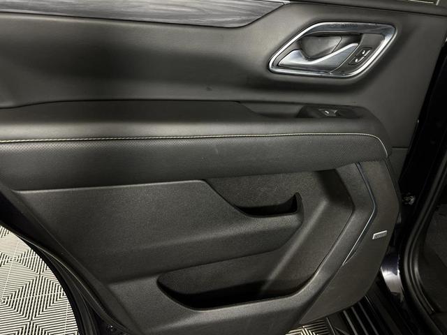 Photo of 2024 Onyx Black GMC Yukon