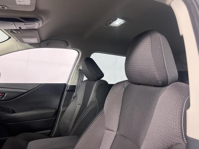 Photo of 2021 Ice Silver Metallic Subaru Outback