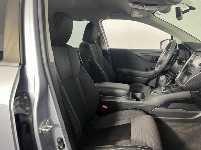 Photo of 2021 Ice Silver Metallic Subaru Outback