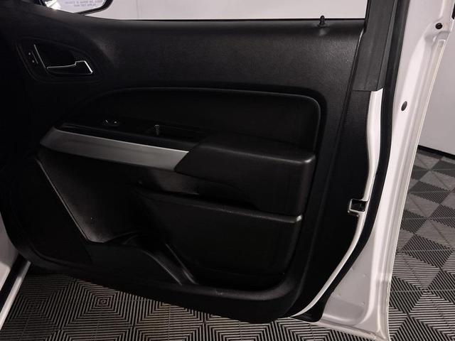 Photo of 2022 Summit White Chevrolet Colorado