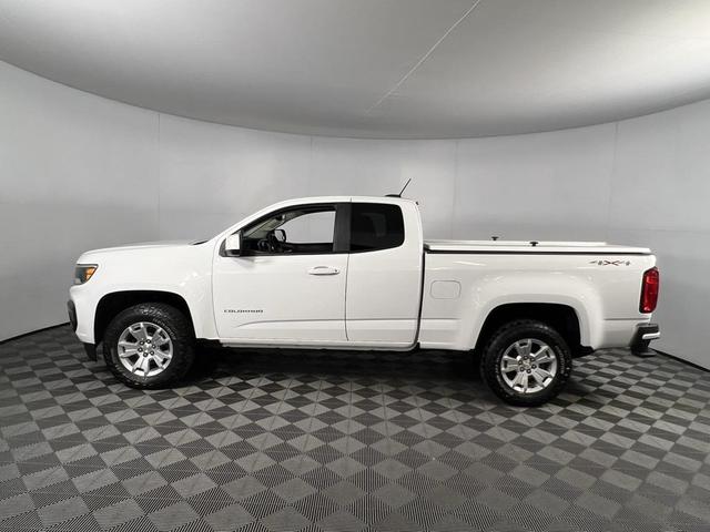 Photo of 2022 Summit White Chevrolet Colorado