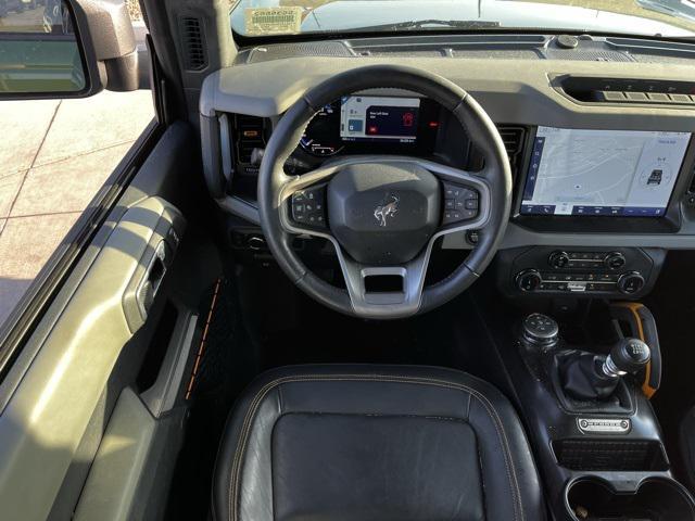 Photo of 2022 Green Metallic Ford Bronco