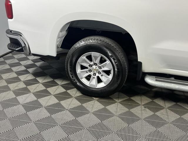 Photo of 2024 Summit White Chevrolet Silverado 1500