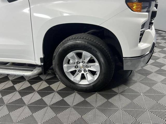 Photo of 2024 Summit White Chevrolet Silverado 1500