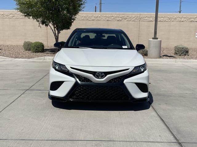 Photo of 2023 Wind Chill Pearl/Midnight Black Metallic Toyota Camry