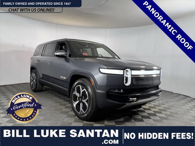 Photo of 2024 Red Canyon Rivian R1S