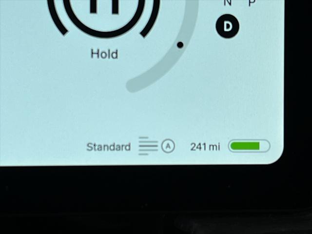Photo of 2024 Red Canyon Rivian R1S