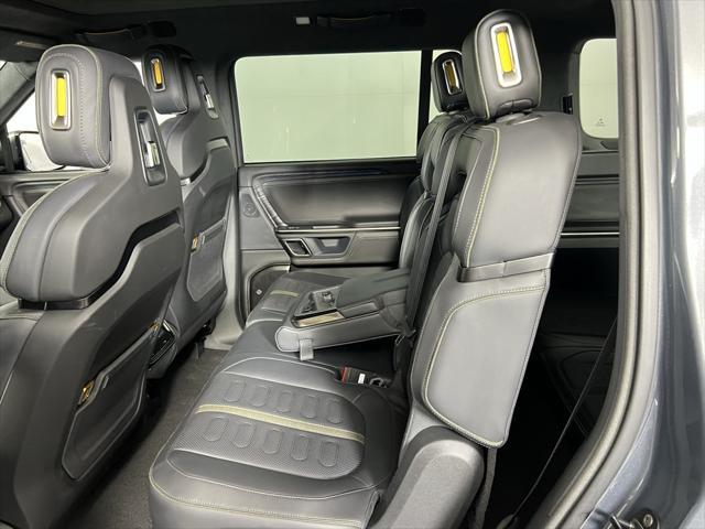 Photo of 2024 Red Canyon Rivian R1S
