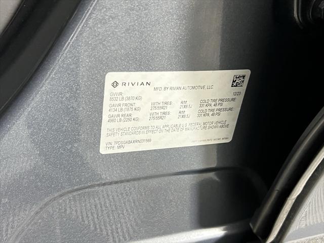 Photo of 2024 Red Canyon Rivian R1S