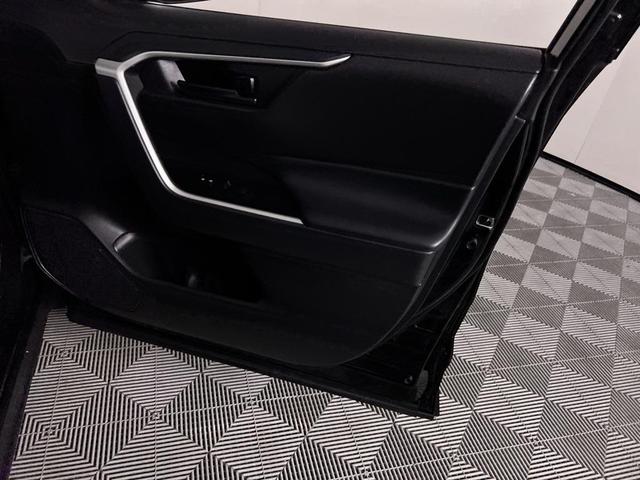 Photo of 2024 Midnight Black Metallic Toyota RAV4