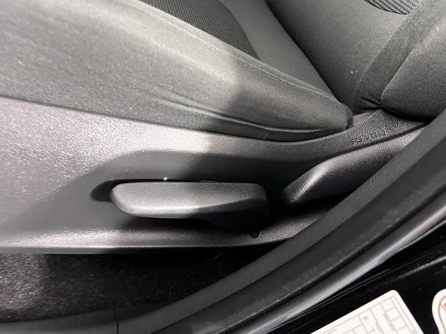 Photo of 2024 Midnight Black Metallic Toyota RAV4