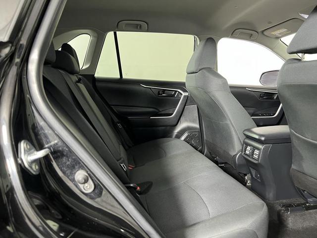 Photo of 2024 Midnight Black Metallic Toyota RAV4