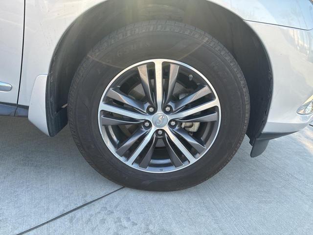 Photo of 2019 Liquid Platinum INFINITI QX60