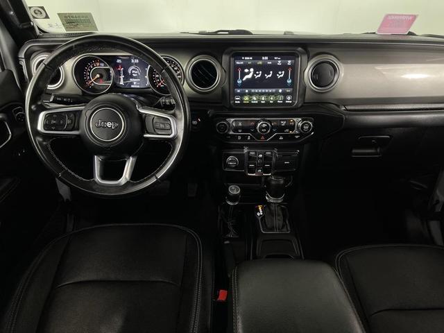 Photo of 2022 Silver Zynith Clearcoat Jeep Wrangler Unlimited