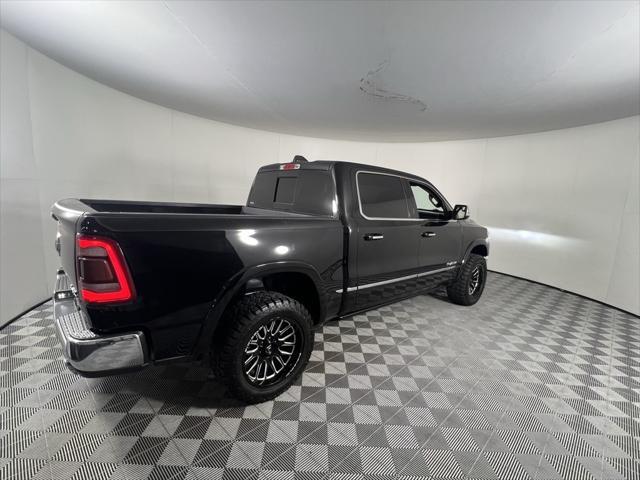 Photo of 2021 Diamond Black Crystal Pearlcoat RAM 1500
