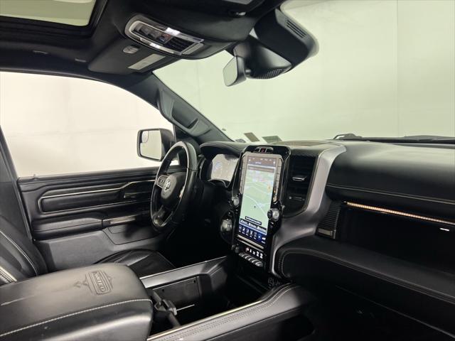 Photo of 2021 Diamond Black Crystal Pearlcoat RAM 1500