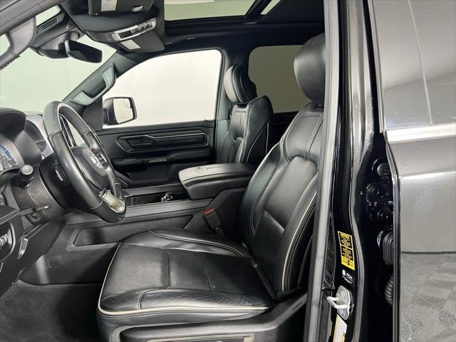 Photo of 2021 Diamond Black Crystal Pearlcoat RAM 1500