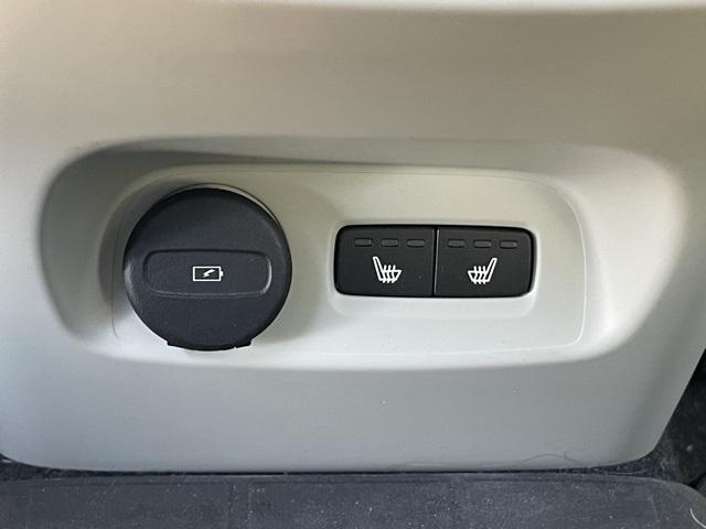 Photo of 2021 Denim Blue Metallic Volvo XC40