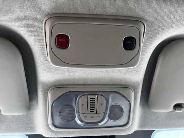 Photo of 2023 Bright White Clearcoat RAM ProMaster 2500