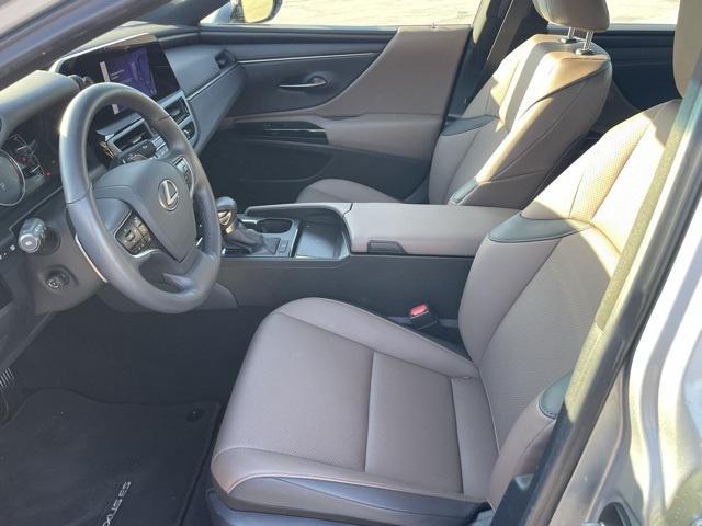 Photo of 2024 Iridium Lexus ES 350