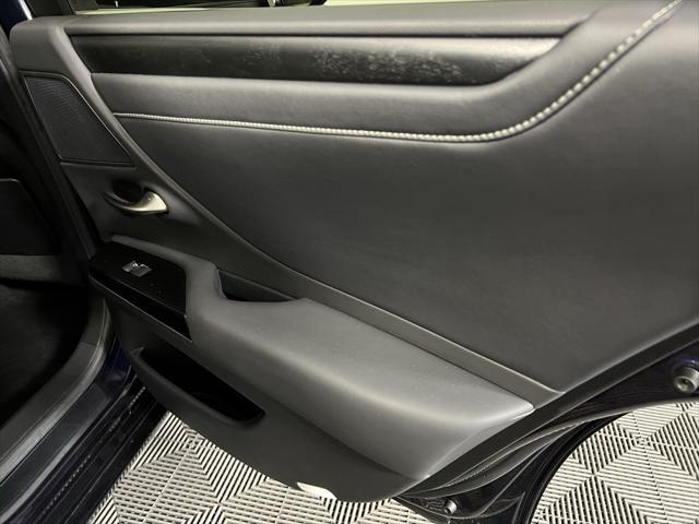 Photo of 2022 Nightfall Mica Lexus ES 300h