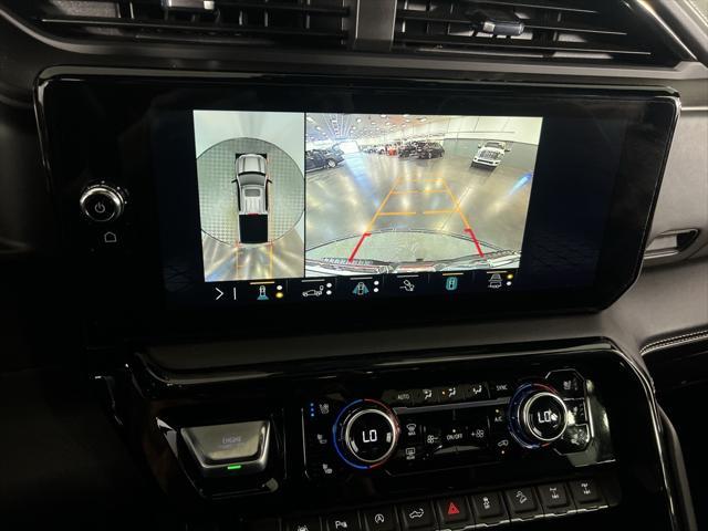 Photo of 2023 Summit White GMC Sierra 1500