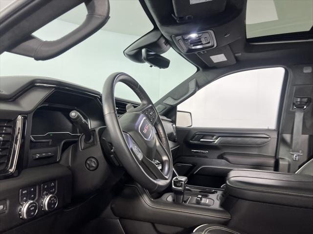Photo of 2023 Summit White GMC Sierra 1500