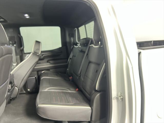 Photo of 2023 Summit White GMC Sierra 1500