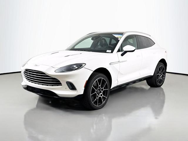 Photo of 2021 Stratus White Aston Martin DBX