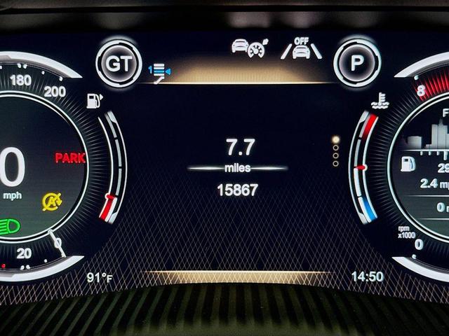 Photo of 2021 Stratus White Aston Martin DBX
