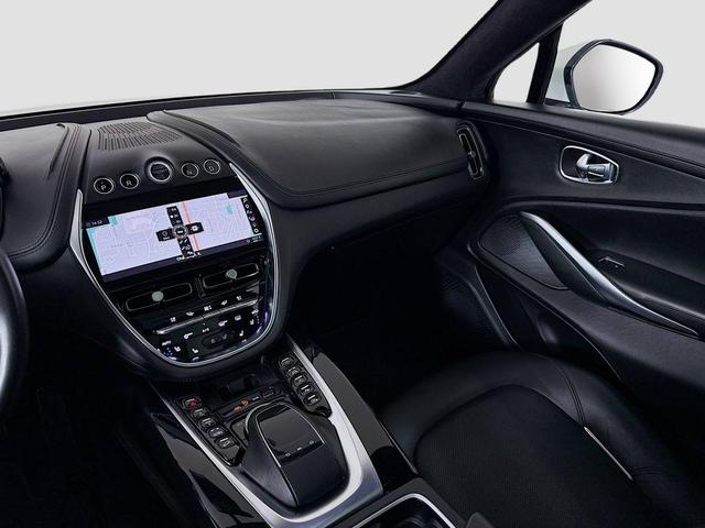 Photo of 2021 Stratus White Aston Martin DBX