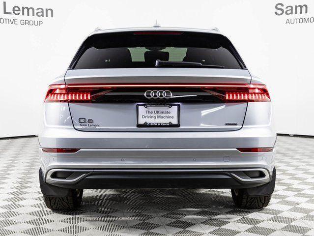 Photo of 2019 Florett Silver Metallic Audi Q8