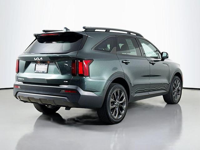 Photo of 2023 Aruba Green Kia Sorento