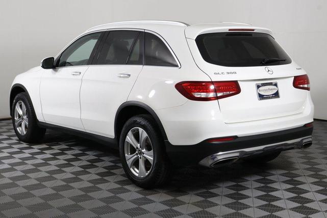 Photo of 2018 Polar White Mercedes-Benz GLC 300