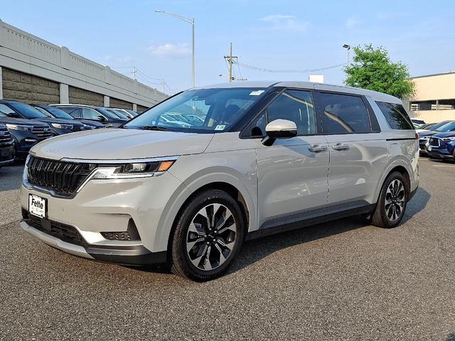 2024 Kia Carnival