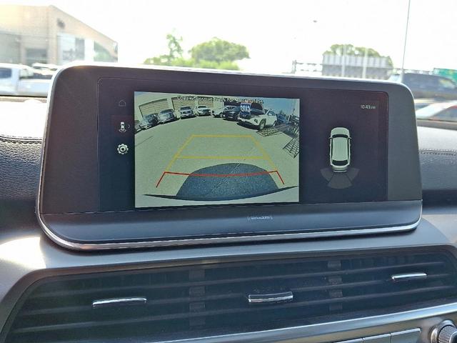 Photo of 2022 Glacial White Pearl Kia Telluride