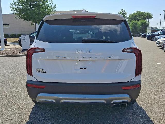 Photo of 2022 Glacial White Pearl Kia Telluride