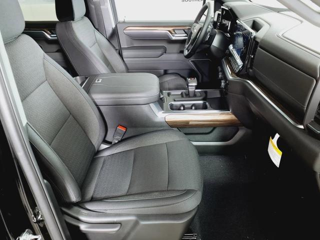 Photo of 2026 Black Chevrolet Silverado 1500