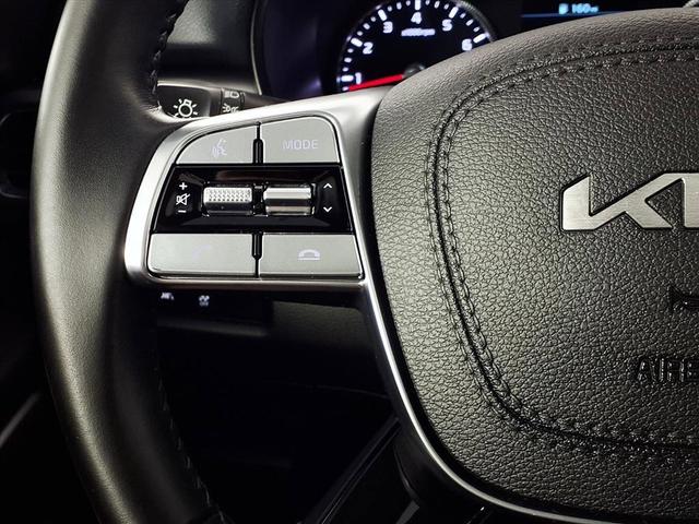 Photo of 2022 Everlasting Silver Kia Telluride
