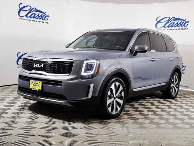Photo of 2022 Everlasting Silver Kia Telluride