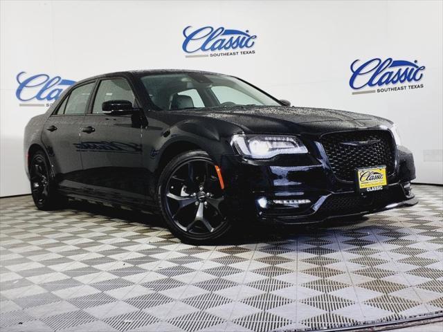 2023 Chrysler 300