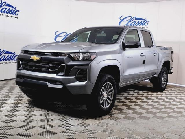 Photo of 2025 Gray Chevrolet Colorado