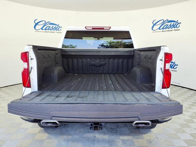 Photo of 2022 Summit White Chevrolet Silverado 1500
