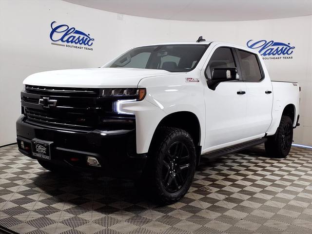 Photo of 2022 Summit White Chevrolet Silverado 1500