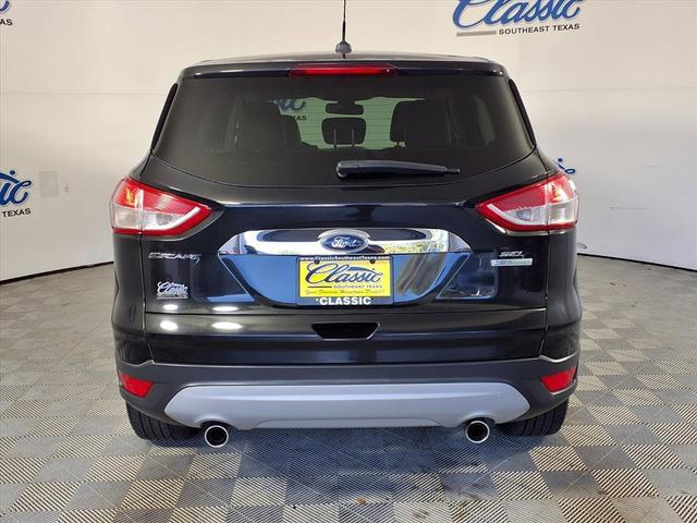 Photo of 2013 Tuxedo Black Ford Escape