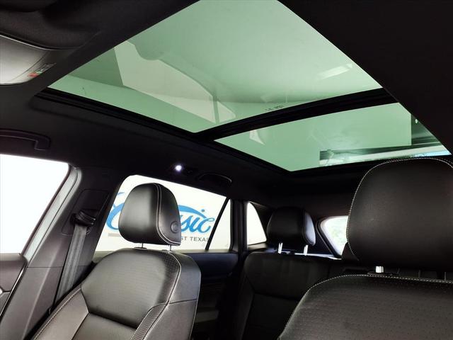 Photo of 2022 Pyrite Silver Metallic Volkswagen Atlas Cross Sport