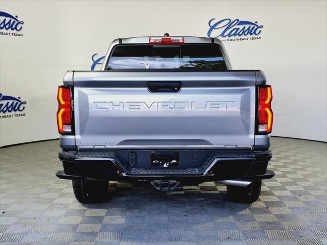 Photo of 2025 Gray Chevrolet Colorado